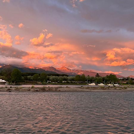 Chalet Camping River Italie Met 2 Slaapkamers Ameglia Esterno foto