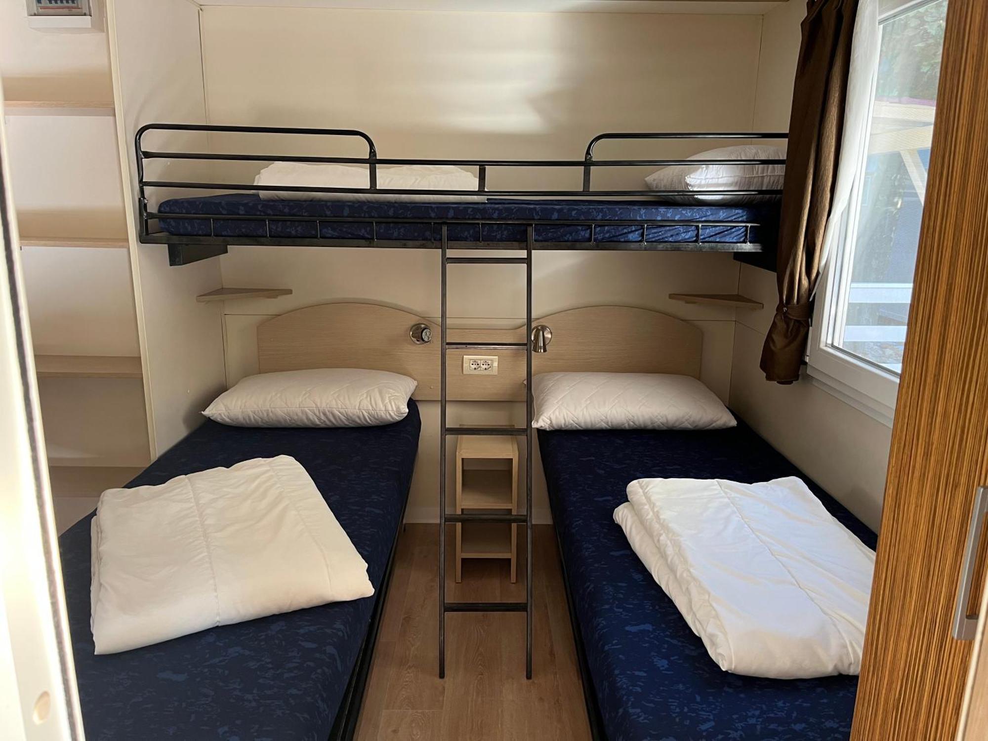 Chalet Camping River Italie Met 2 Slaapkamers Ameglia Esterno foto