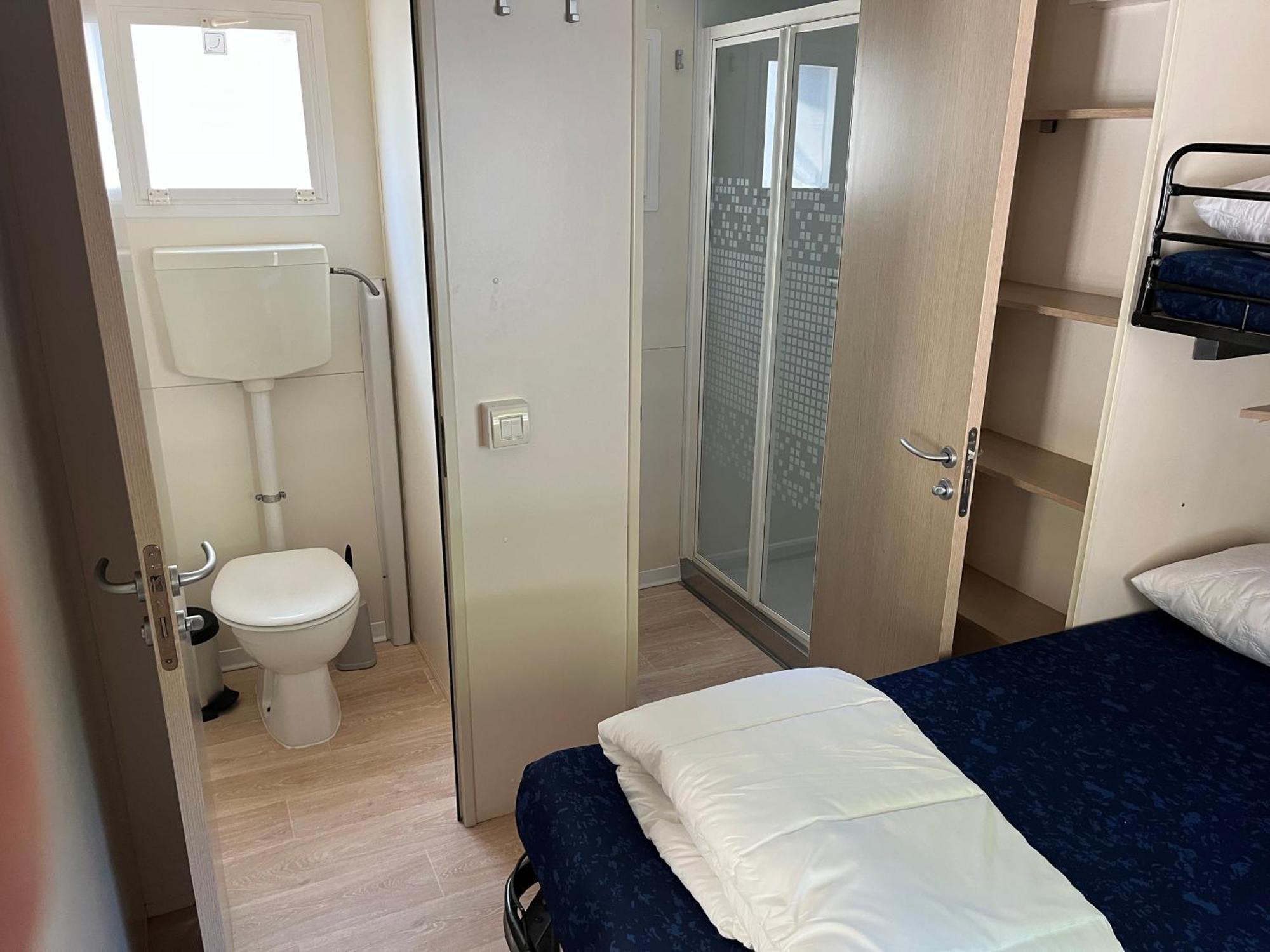 Chalet Camping River Italie Met 2 Slaapkamers Ameglia Esterno foto