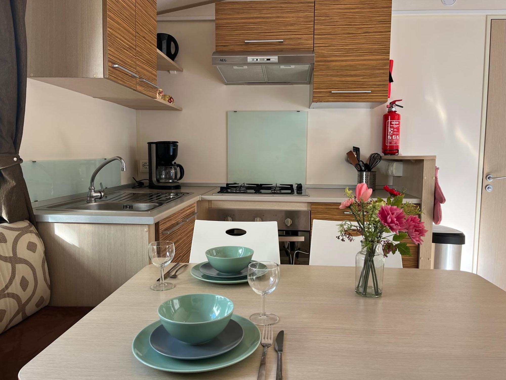 Chalet Camping River Italie Met 2 Slaapkamers Ameglia Esterno foto